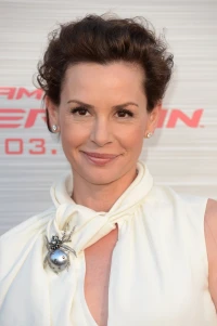 Photo of Embeth Davidtz