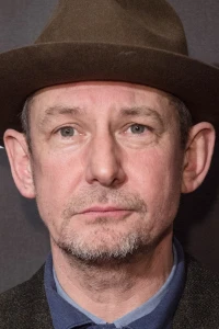 Photo of Ian Hart