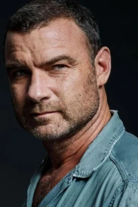 Photo of Liev Schreiber