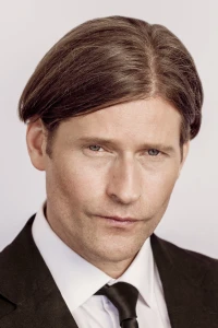 Photo of Crispin Glover