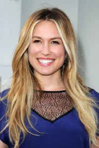 Photo of Sarah Carter