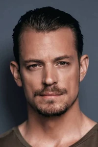 Foto de Joel Kinnaman