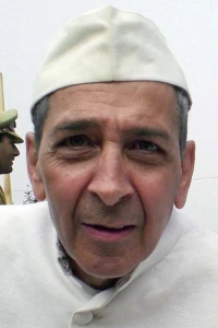 Photo of Roshan Seth