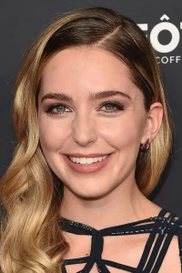Photo of Jessica Rothe