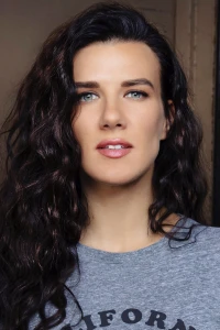 Photo of Natalie Burn