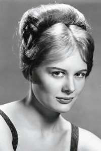 Photo of Shirley Knight