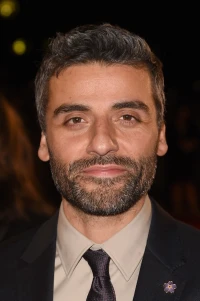 Photo of Oscar Isaac
