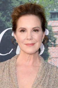 Photo of Elizabeth Perkins