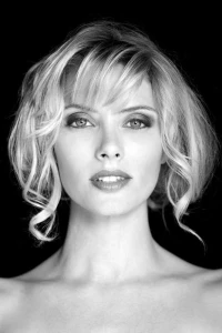 Foto de April Bowlby