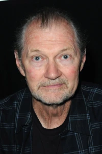 Photo of Andrew Robinson