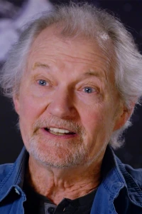 Photo of Andrew Robinson