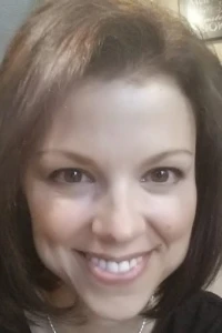 Photo of Leslie McMichael