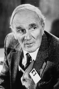 Photo of Desmond Llewelyn