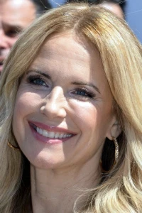 Photo of Kelly Preston