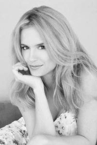 Photo of Kelly Preston