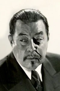Photo of Warner Oland