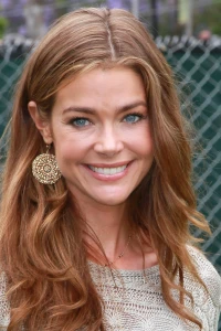 Photo of Denise Richards