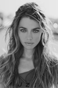 Photo of Denise Richards