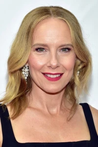 Photo of Amy Ryan