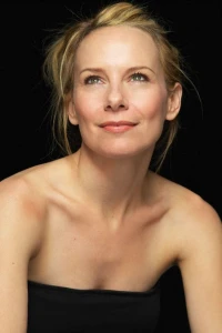 Photo of Amy Ryan