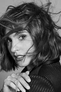 Photo of Verónica Echegui