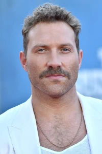 Photo of Jai Courtney