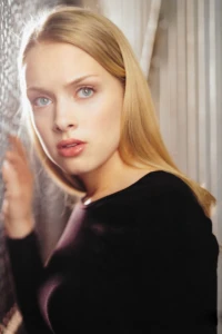 Photo of Rachel Skarsten