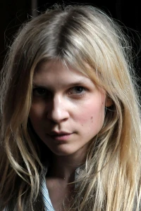 Photo of Clémence Poésy