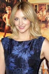 Photo of Abby Elliott