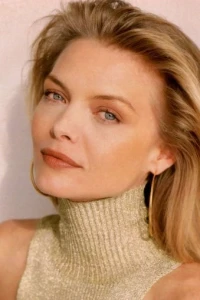 Photo of Michelle Pfeiffer