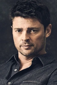 Foto de Karl Urban
