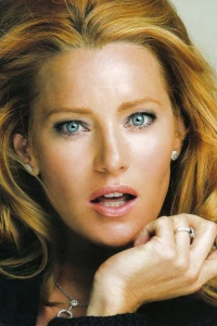 Photo of Angela Featherstone