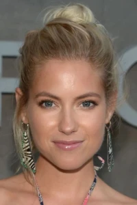 Photo of Laura Ramsey