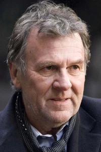 Photo of Tom Wilkinson