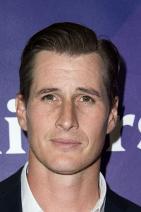 Photo of Brendan Fehr