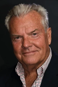 Photo of Peter Jason