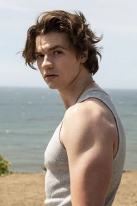 Foto de Joel Courtney