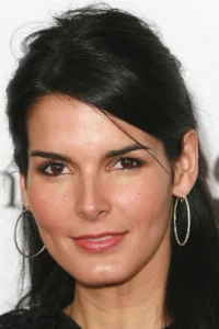 Photo of Angie Harmon