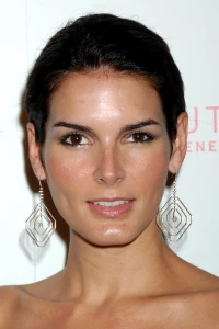 Photo of Angie Harmon
