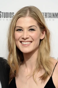 Photo of Rosamund Pike