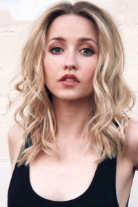 Photo of Emily Tennant