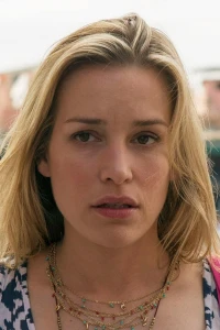 Photo of Piper Perabo