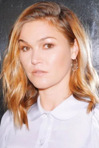 Photo of Julia Stiles