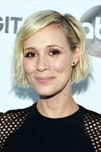 Photo of Liza Weil