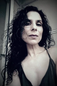 Photo of Laara Sadiq