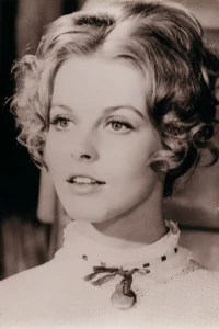 Photo of Yanti Somer