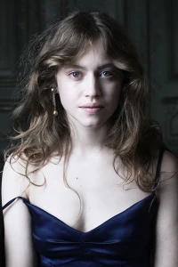 Photo of Lou de Laâge