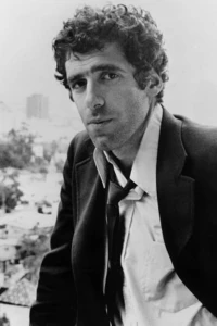 Photo of Elliott Gould