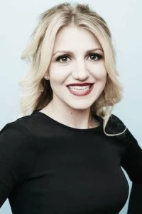 Photo of Annaleigh Ashford