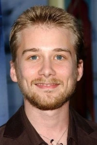 Foto de Lou Taylor Pucci